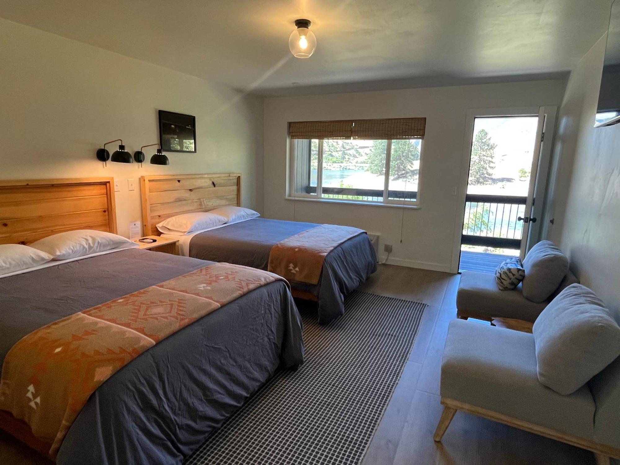 Steelhead Lodge Lucile Ngoại thất bức ảnh
